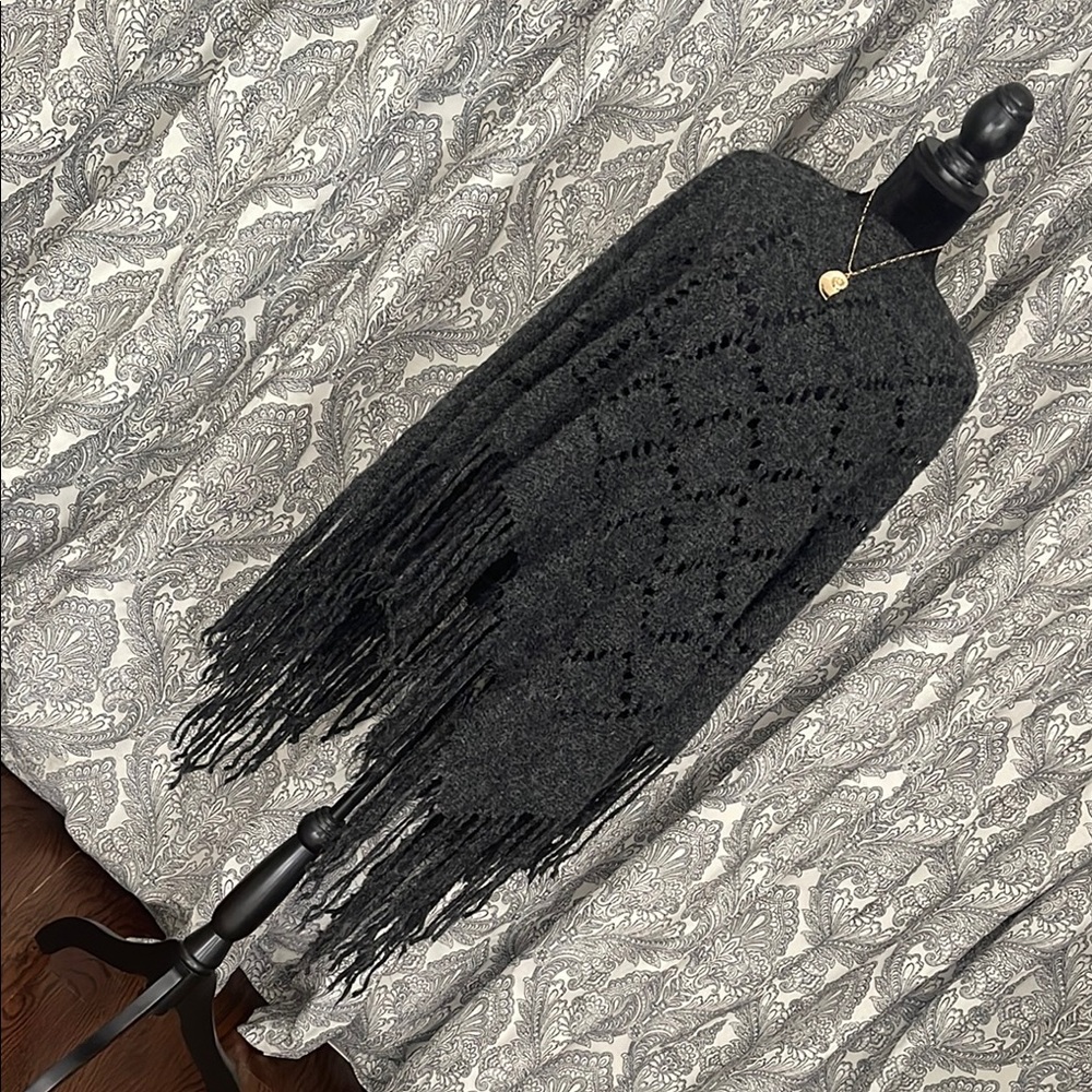 fringe vintage made in Italy poncho